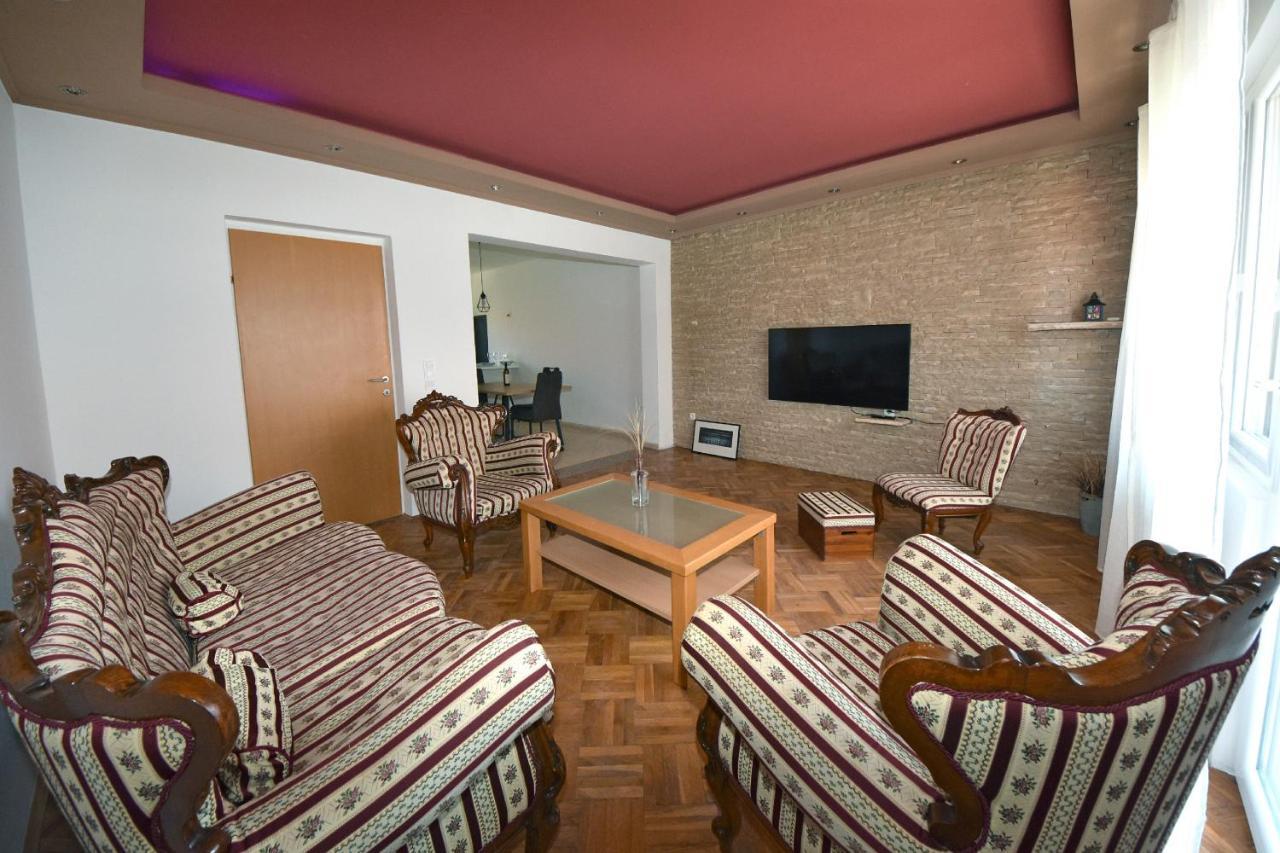 Family Apartment Sara Zadar Exterior foto